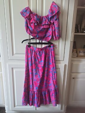 Sugarlips Pink and Blue One-Shoulder Ruffled Two Piece Skirt And Top